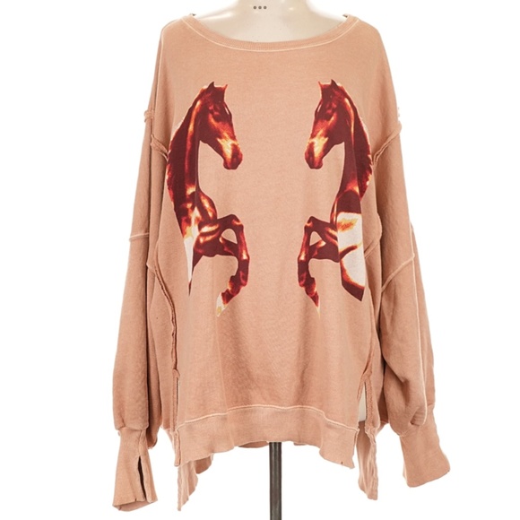 We The Free Camden Graphic Sweatshirt Horses Large NWOT - Picture 2 of 5